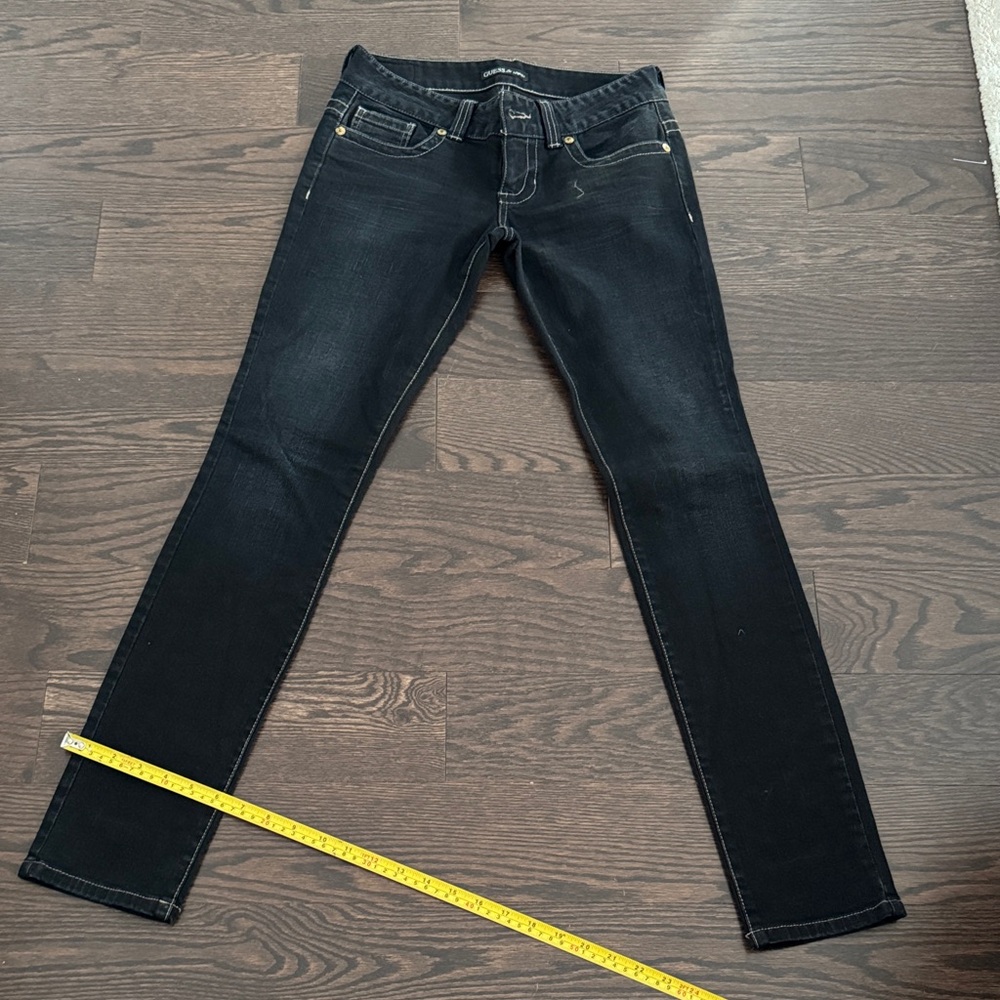3/$25

GUESS Dark Black Skinny Women's Jeans